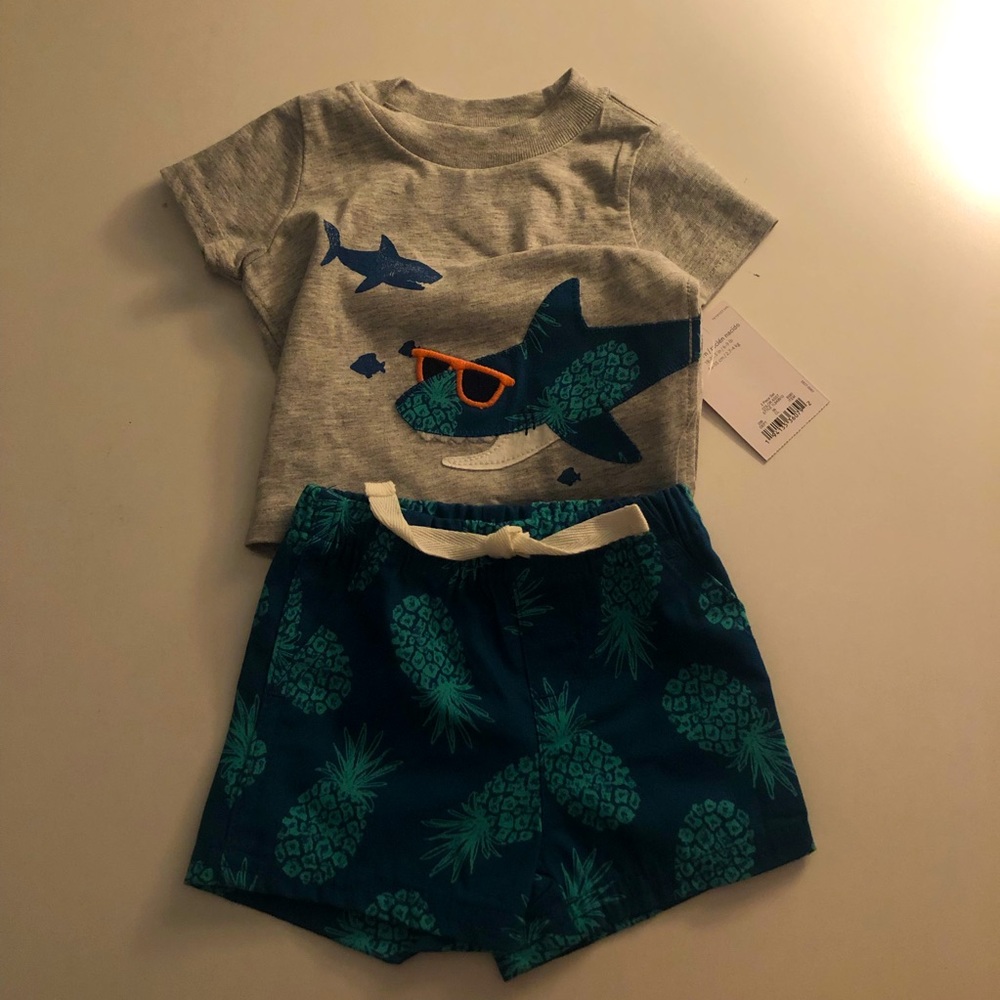 NWT: Carter’s Two Piece Set